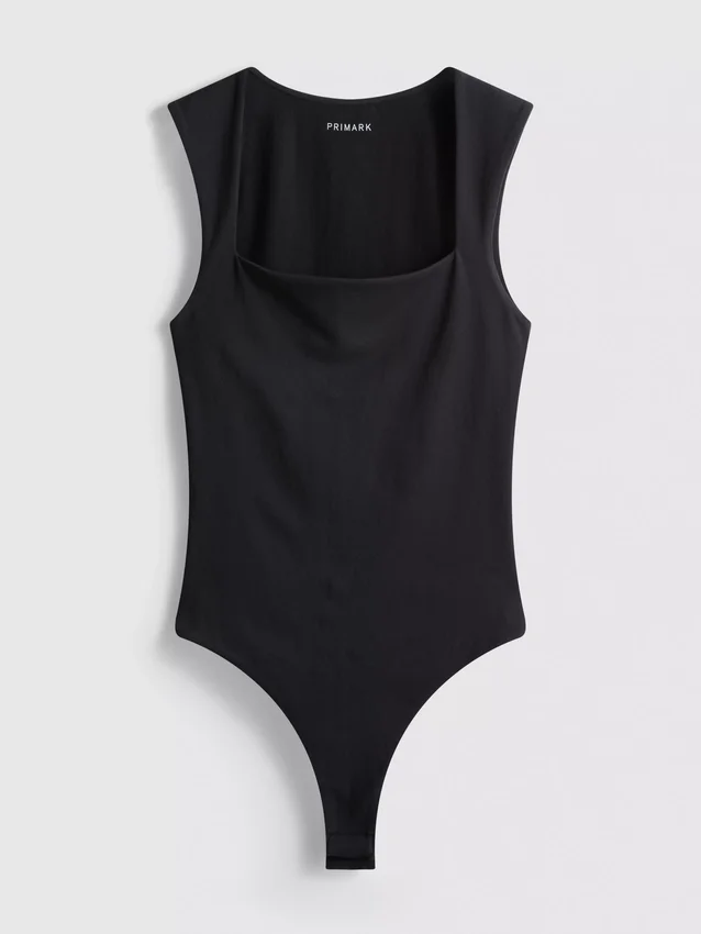 Nahtloser Body mit quadratischem Ausschnitt