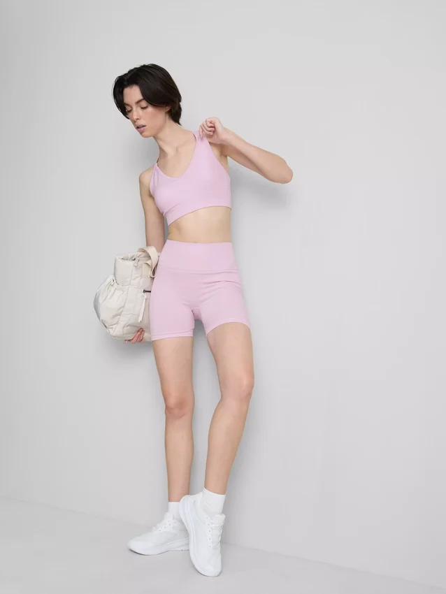 Nahtloses Active-Crop-Top mit gekreuztem Rücken