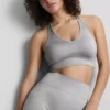 Nahtloses, hochglänzendes Active-Crop-Top