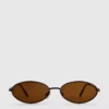 Ovale Sonnenbrille im 90er-Jahre-Stil mit getönten Gläsern
