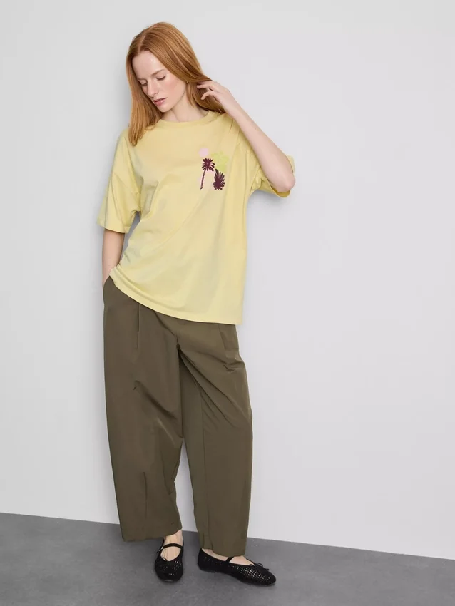 Oversized-Boyfriend-T-Shirt aus Baumwolle mit Grafikprint