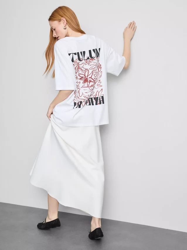 Oversized-Boyfriend-T-Shirt aus Baumwolle mit Grafikprint