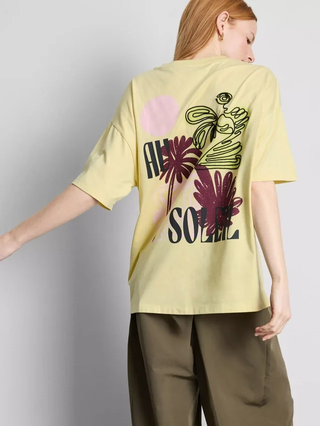 Oversized-Boyfriend-T-Shirt aus Baumwolle mit Grafikprint