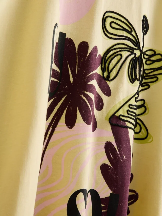 Oversized-Boyfriend-T-Shirt aus Baumwolle mit Grafikprint