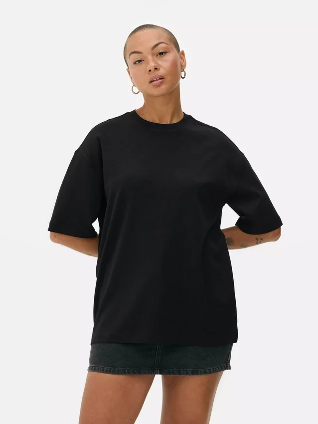 Oversized-Jersey-Hemd – ein Must-have