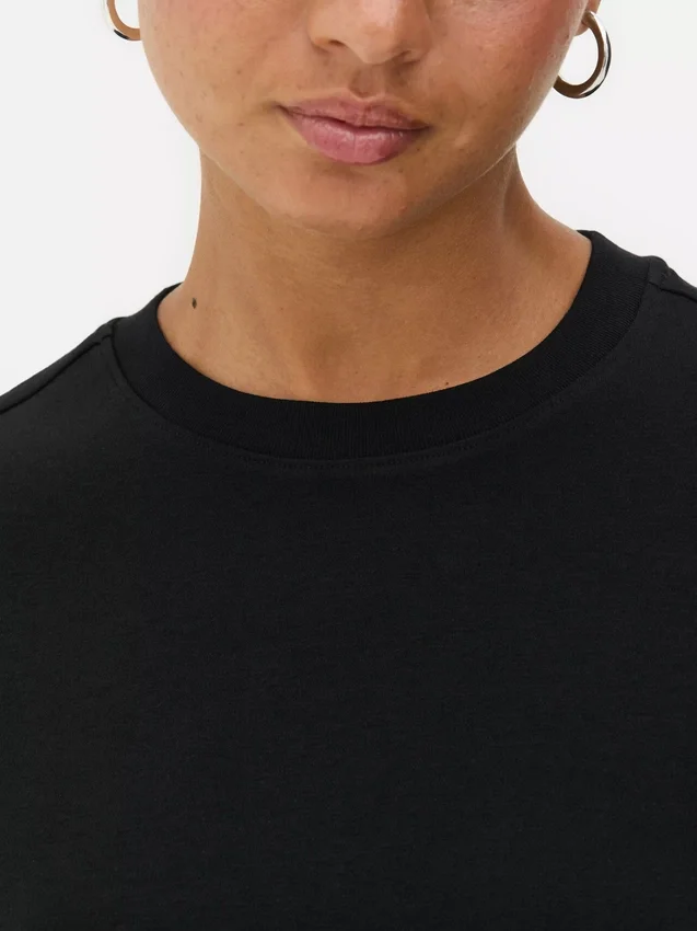 Oversized-Jersey-Hemd – ein Must-have