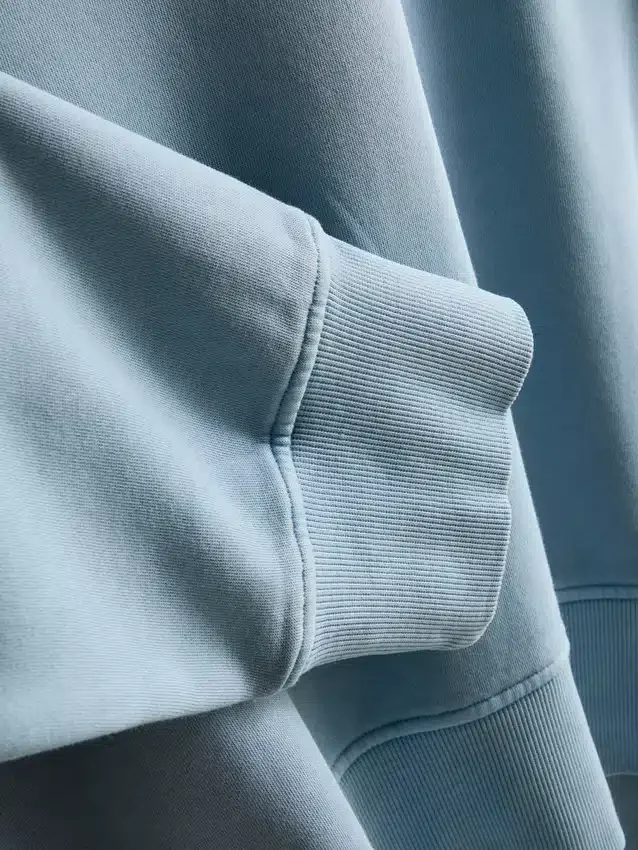Oversized-Sweatshirt mit überschnittenen Schultern