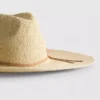Panamahut mit breiter Krempe