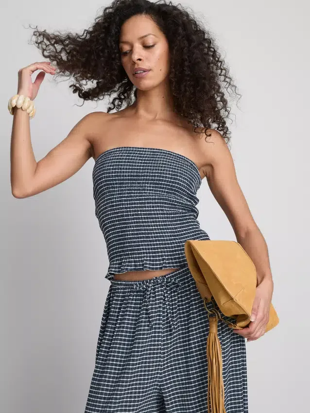 Paula Echevarría Bandeau-Top mit Rüschen im Gingham-Muster