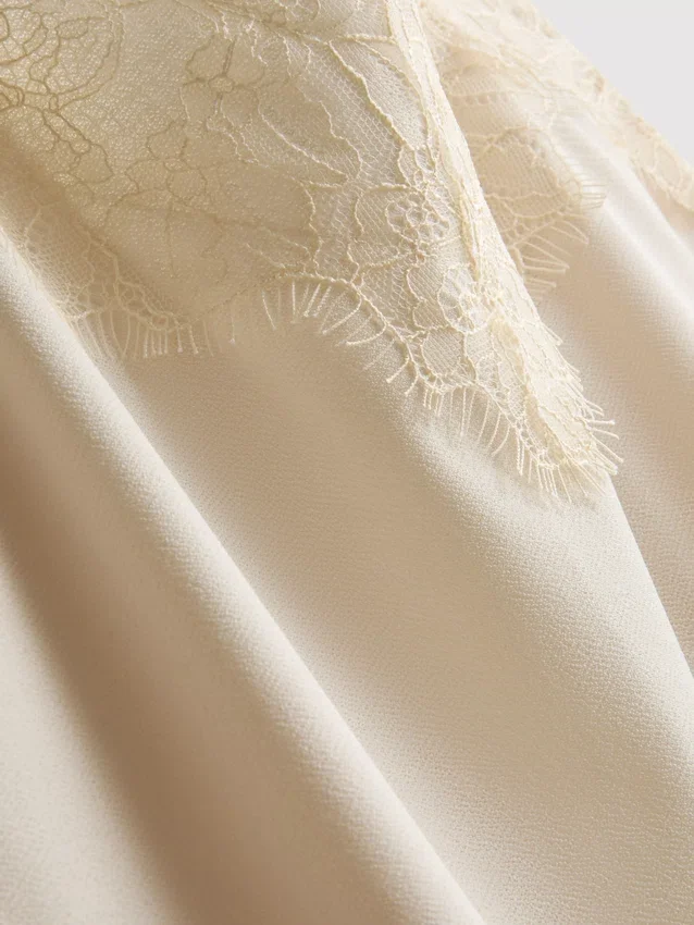 Paula Echevarría Cami-Top mit Satin-Spitzenbesatz