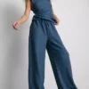 Paula Echevarría – Crinkle-Hose mit weitem Bein