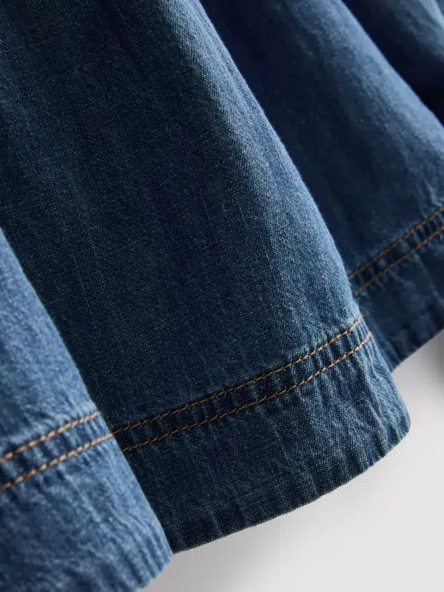 Paula Echevarría Denim-Top mit Puffärmeln