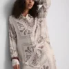 Paula Echevarría Paisley-Hemd aus geknittertem Satin mit Knöpfen