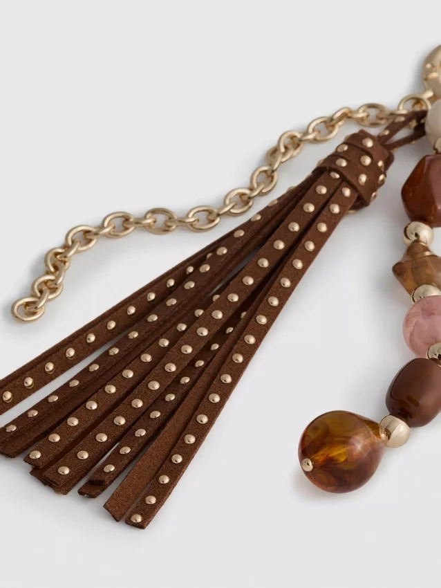 Paula Echevarría Perlen-Taschenanhänger mit Quaste