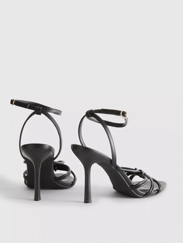 Paula Echevarría Sandalen mit geknotetem Absatz