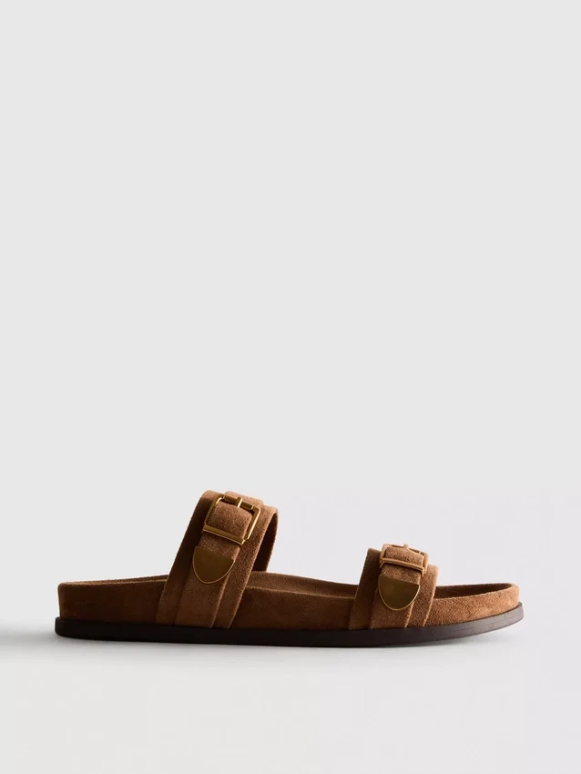 Paula Echevarría Sandalen mit zwei Riemen und Schnalle