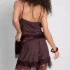 Paula Echevarría Shorts mit Spitzenbesatz