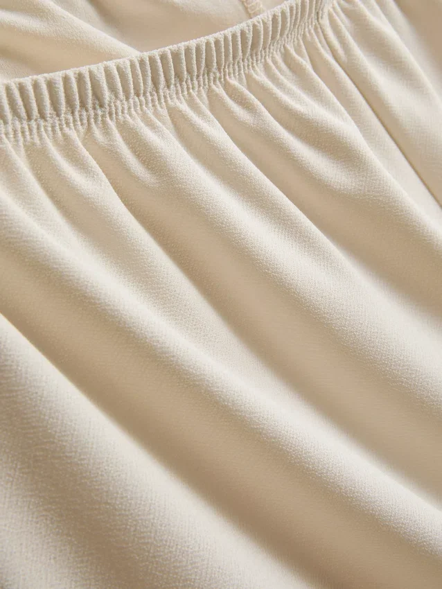 Paula Echevarría Shorts mit Spitzenbesatz