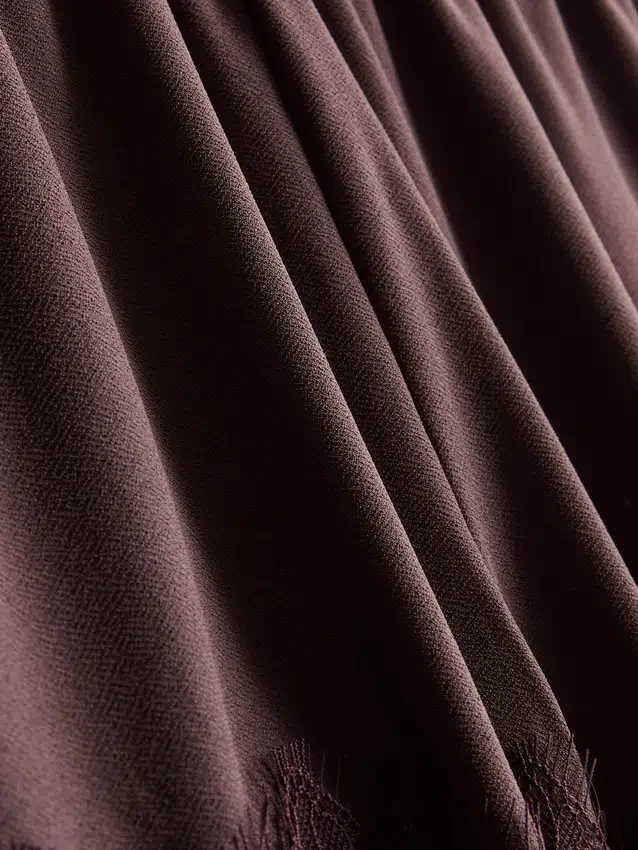 Paula Echevarría Shorts mit Spitzenbesatz