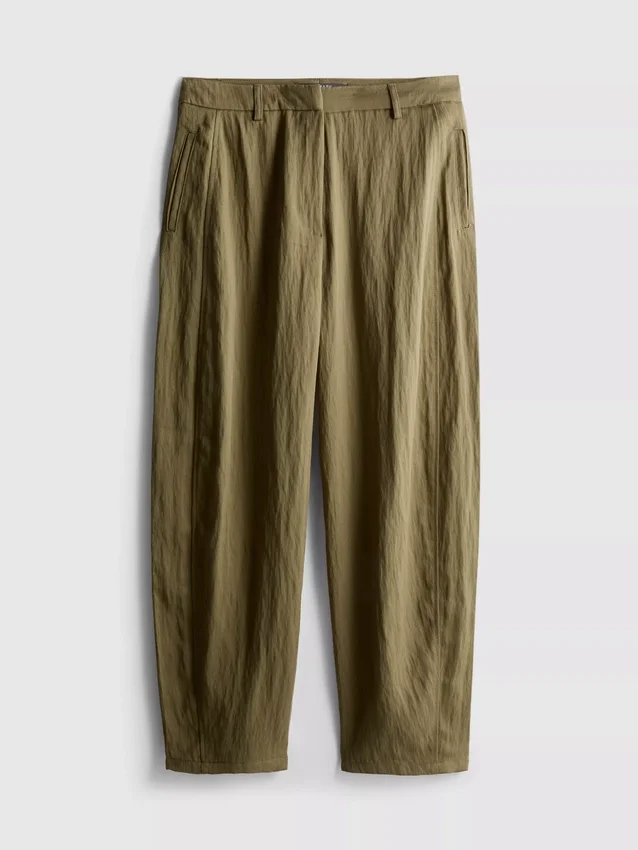 Paula Echevarría: Strukturierte Hose mit weitem Bein