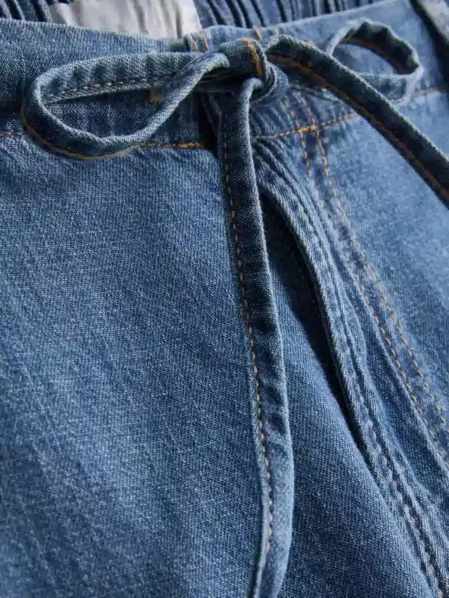 Paula Echevarría – Weithose aus baumwollreichem Denim