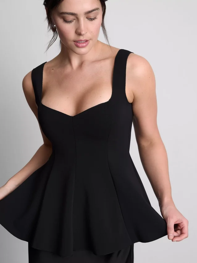 Peplum-Top aus Krepp mit Herzausschnitt