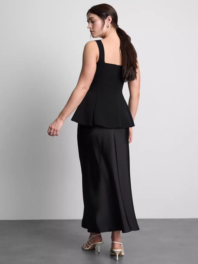 Peplum-Top aus Krepp mit Herzausschnitt