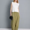 Plissierte Hosen mit weitem Bein in Papieroptik