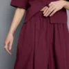 Plissierte Hosen mit weitem Bein in Papieroptik
