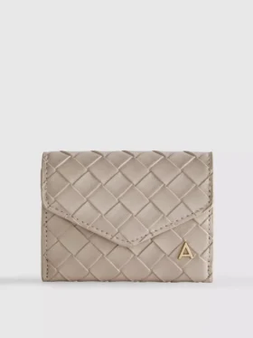 Portemonnaie mit Initialen im Web-Look