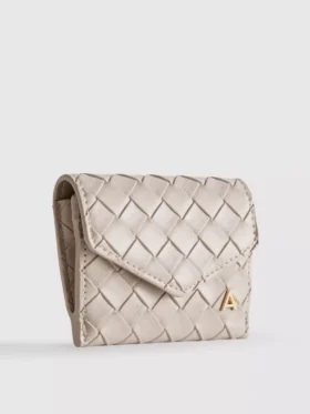 Portemonnaie mit Initialen im Web-Look