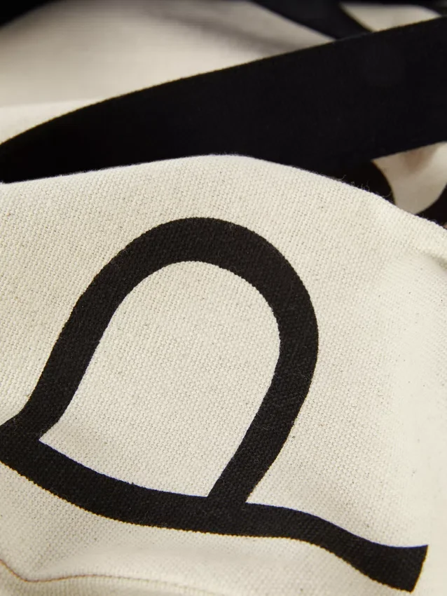 Primark-Tragetasche aus Canvas mit Grafikmotiv