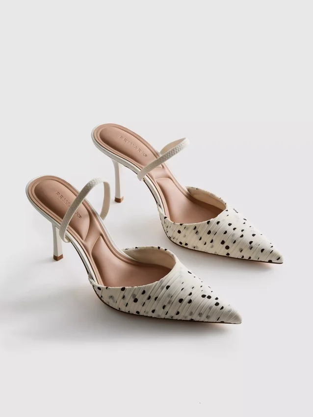 Pumps mit spitzer Zehenpartie und Polka-Dots