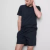 Pyjama-Set aus T-Shirt und Shorts