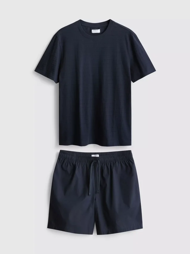 Pyjama-Set aus T-Shirt und Shorts