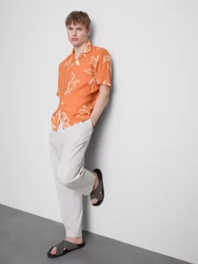 Resort-Hemd mit abstraktem Blumenmuster