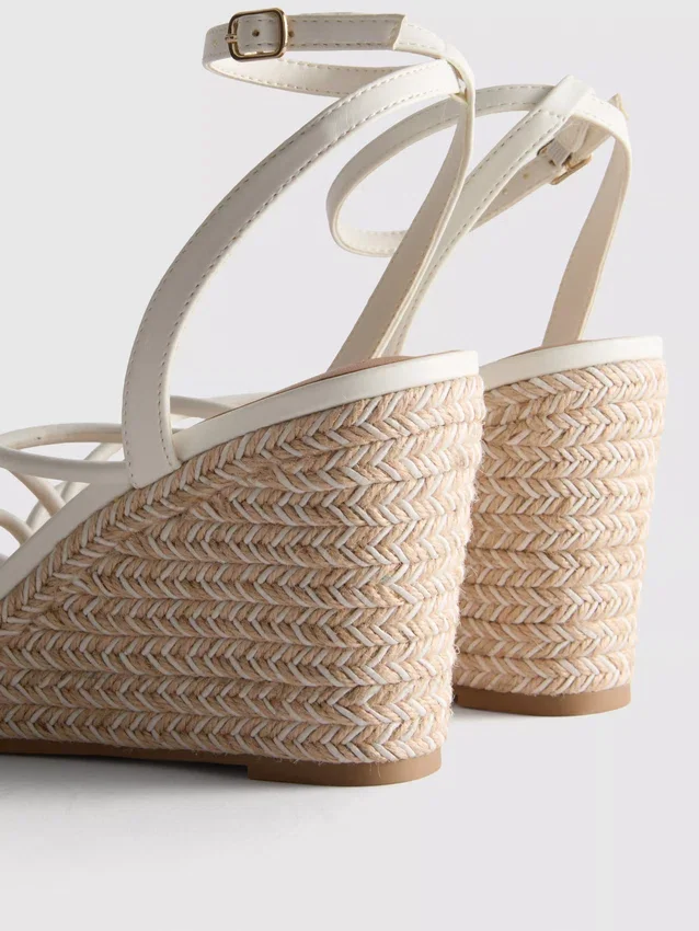 Riemchen-Espadrilles mit Keilabsatz