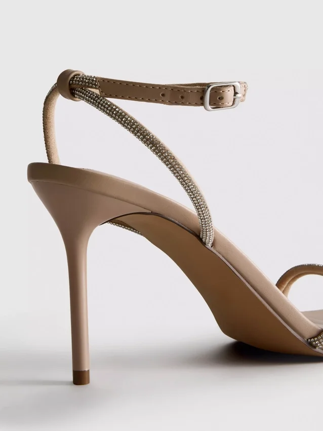 Riemchensandalen mit High Heels