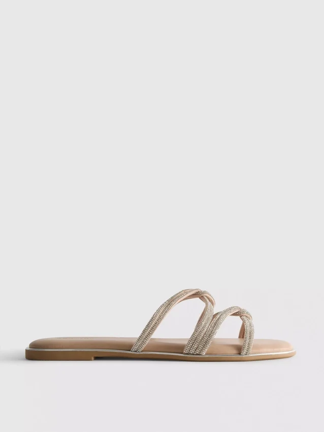 Riemchensandalen mit Strasssteinen