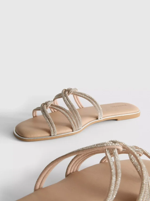 Riemchensandalen mit Strasssteinen
