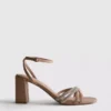 Riemchensandalen mit Strasssteinen und High Heels