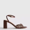 Riemchensandalen mit Strasssteinen und High Heels