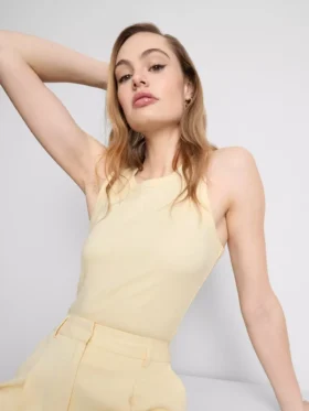 Ripp-Tanktop mit Racerback aus baumwollreichem Material