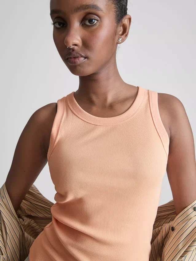Ripp-Tanktop mit Racerback aus baumwollreichem Material