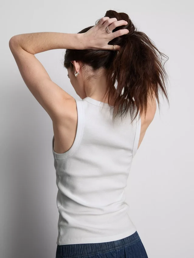 Ripp-Tanktop mit Racerback aus baumwollreichem Material