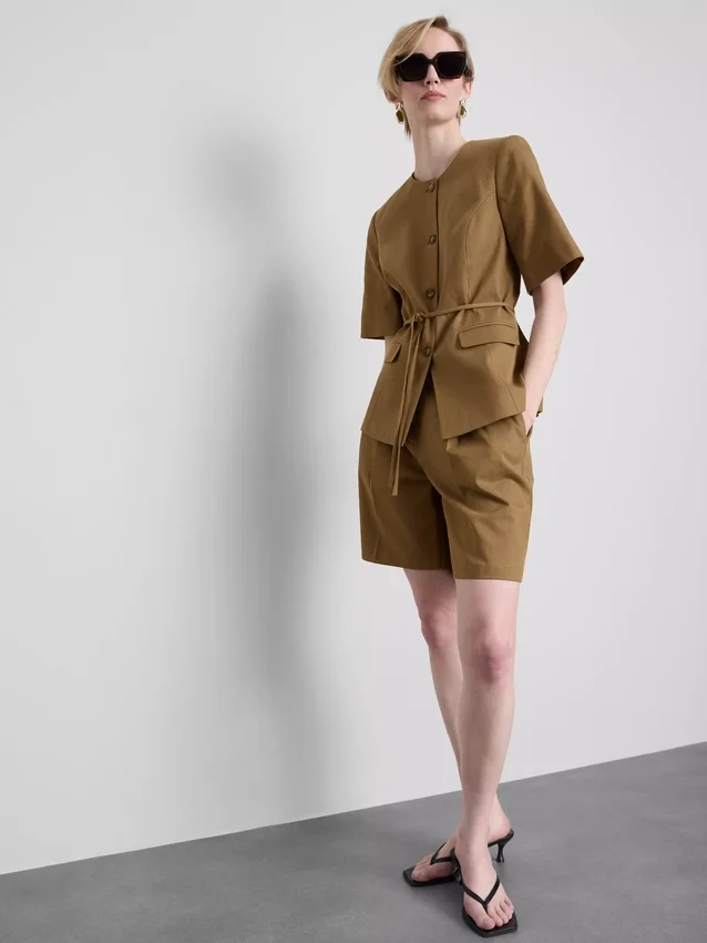 Safari-Blazer aus Baumwollmischung mit Gürtel