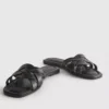 Sandalen aus Kunstleder mit geflochtenem Design