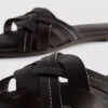 Sandalen aus Kunstleder mit geflochtenem Design
