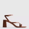 Sandalen mit Blockabsatz in breiter Passform
