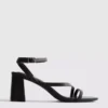 Sandalen mit Blockabsatz in breiter Passform